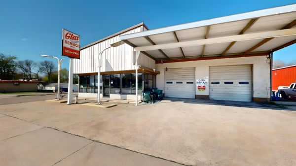 Retail for Sale - 203 Sam Noble Pkwy, Ardmore OK