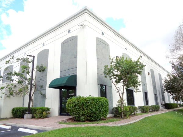 Office for Lease - 1351 Sawgrass Corporate Pkwy #102, Sunrise FL