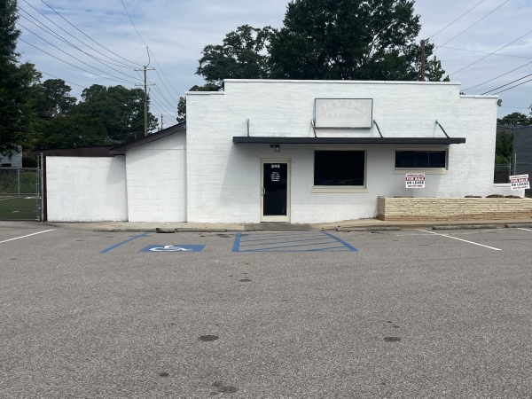 Retail for Sale - 305 Veterans Rd, Columbia SC