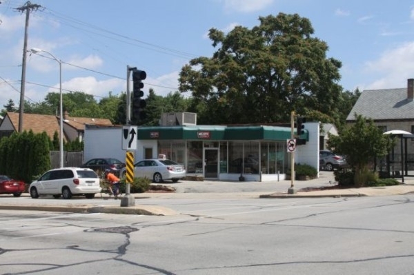 Retail for Lease - 9130 W. Greenfield Ave, West Allis WI