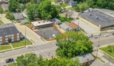 Retail property for lease in Maplewood, MO