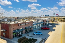 Retail for lease in Waco, TX