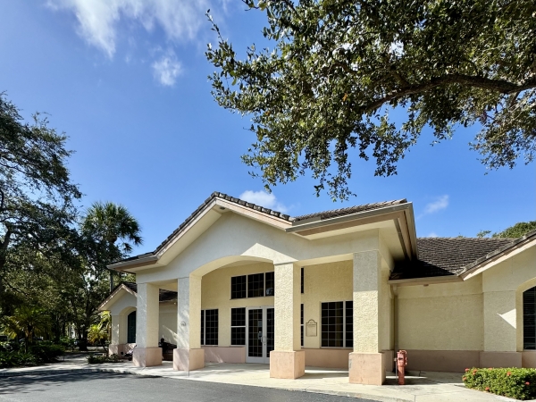 Office for Lease - 2401 Frist Blvd, Unit #1-2, Fort Pierce FL