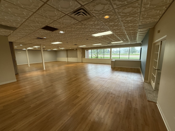 Office for Lease - 118 Homestead Dr, New Richmond WI