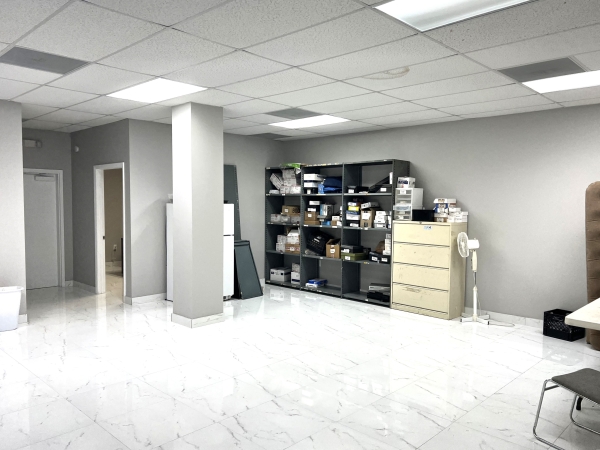 Office for Lease - 4851 W Hillsboro Blvd, Unit 9A, Coconut Creek FL