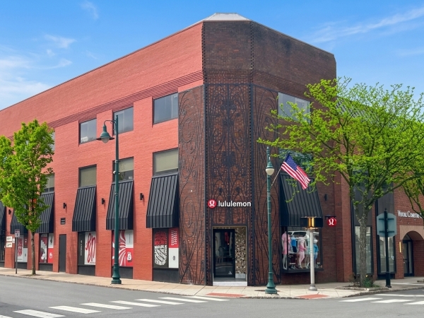 Retail for Lease - 402 Springfield Avenue, Summit NJ