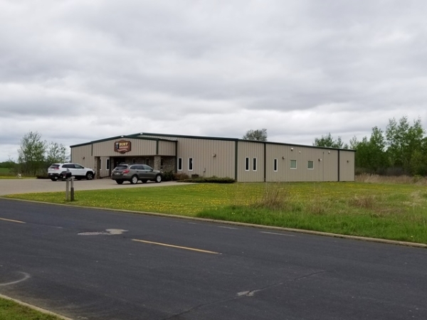 Listing Image #2 - Retail for sale at 213 Airpark Rd, Marshfield WI 54449