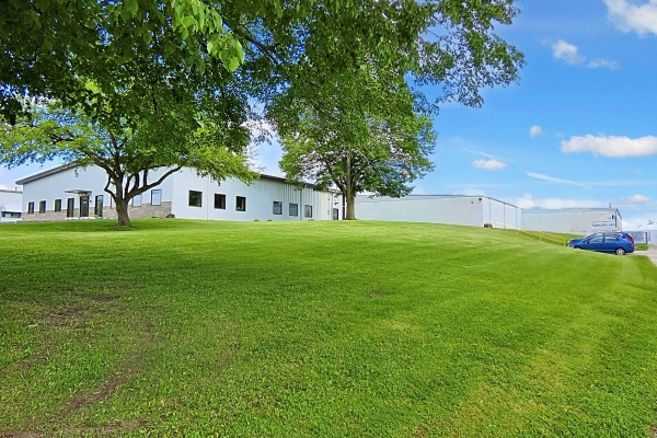 Listing Image #1 - Industrial for sale at 1150 McConnell Rd, Woodstock IL 60098