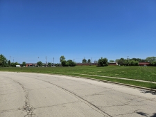 Retail for sale in Cary, IL