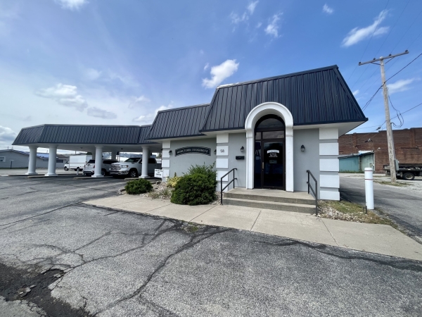 Listing Image #1 - Retail for sale at 58 SE 1st ST, Linton IN 47441