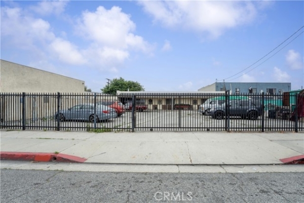 Listing Image #1 - Industrial for sale at 5918 Clara Street, Bell Gardens CA 90201