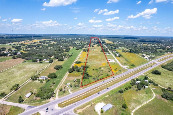Listing Image #1 - Others for sale at 9658 U. S. Hwy 181 N, San Antonio TX 78223