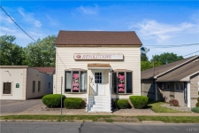 Retail for sale in Whitesboro, NY