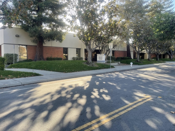 Industrial for Sale - 420 Oakmead Pkwy, Sunnyvale CA