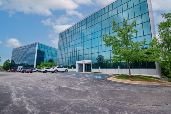 Business Park for Sale - 151 North Eagle Creek Drive, Lexington KY