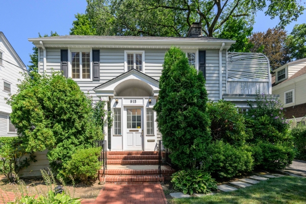Office for Sale - 915 Palmer Road, Bronxville NY