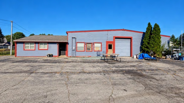 Retail for Sale - 33934 U.S. - 12, Milton MI