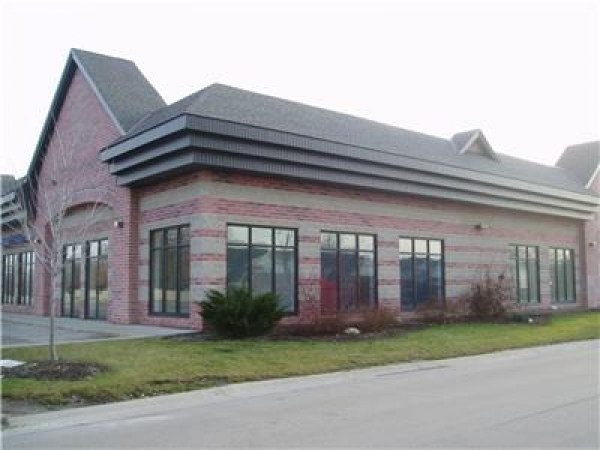 Listing Image #1 - Retail for sale at 7733 S Racine Ave, Muskego WI 53150